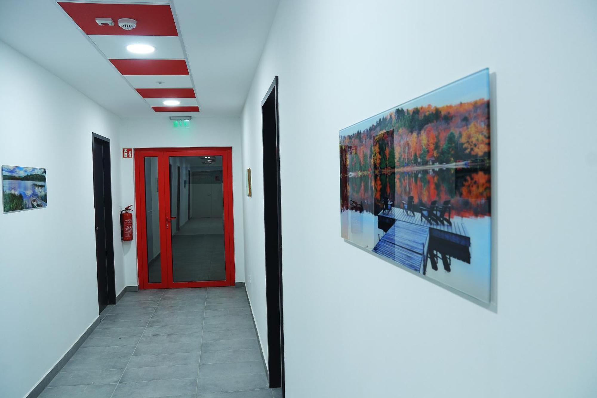 Top Hotel Vertesszolos 外观 照片